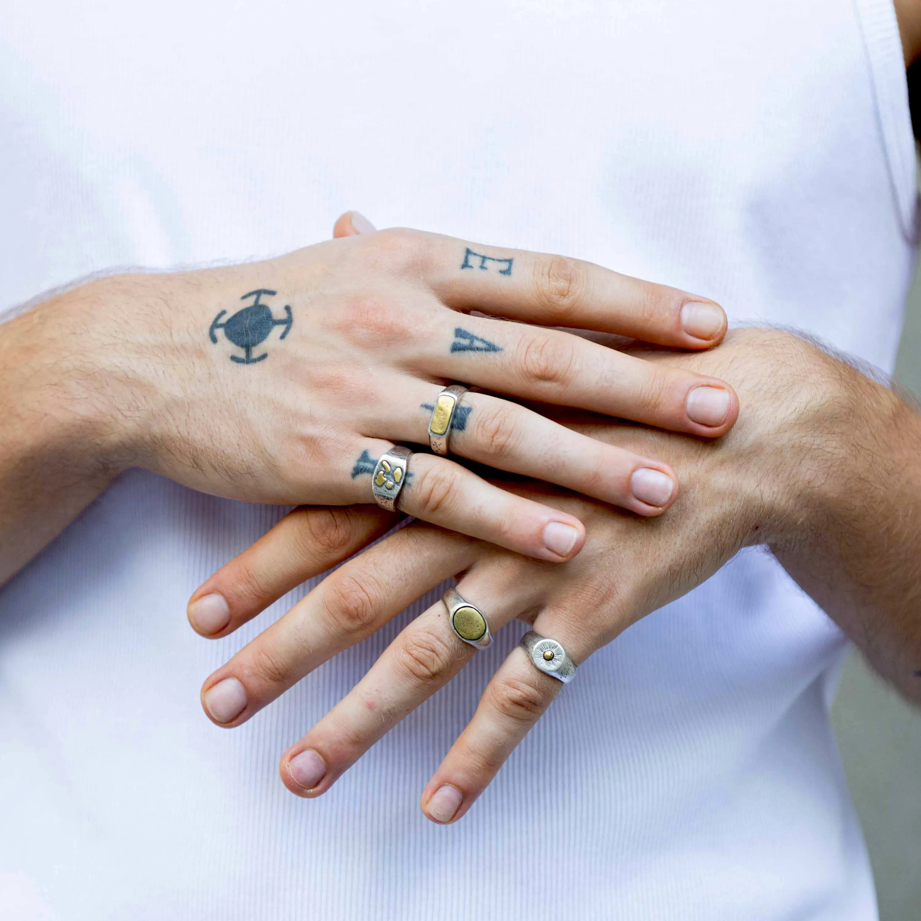 Round Sterling Silver Ring With Gold Details