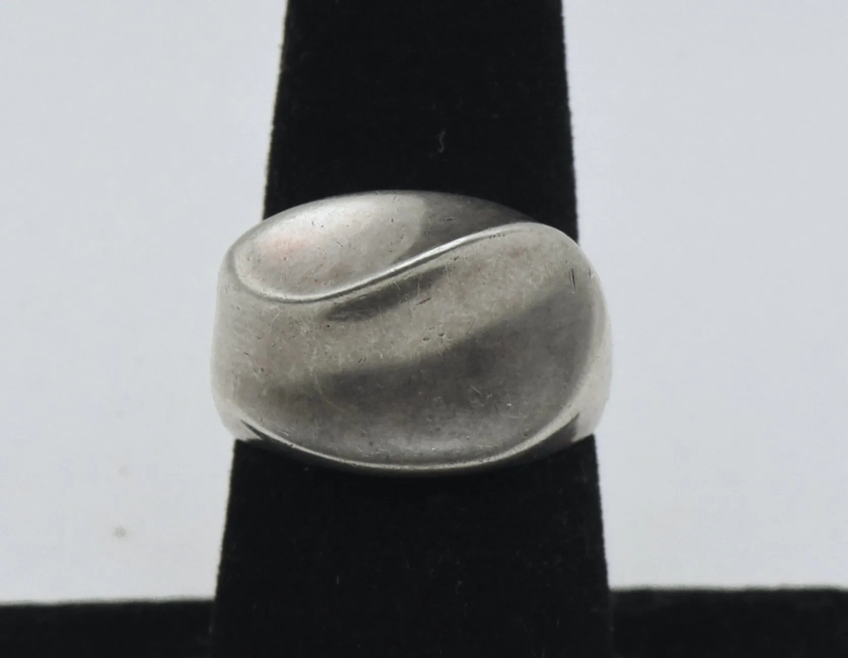 Vintage Sterling Silver Modern Design Ring - Size 7.25